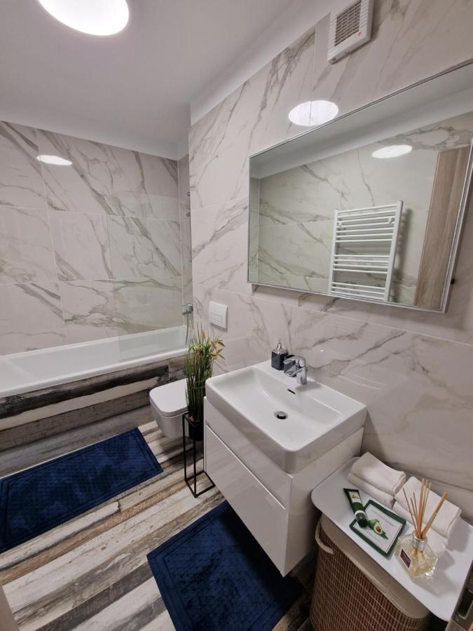 M&A Apartment Braşov Exteriör bild