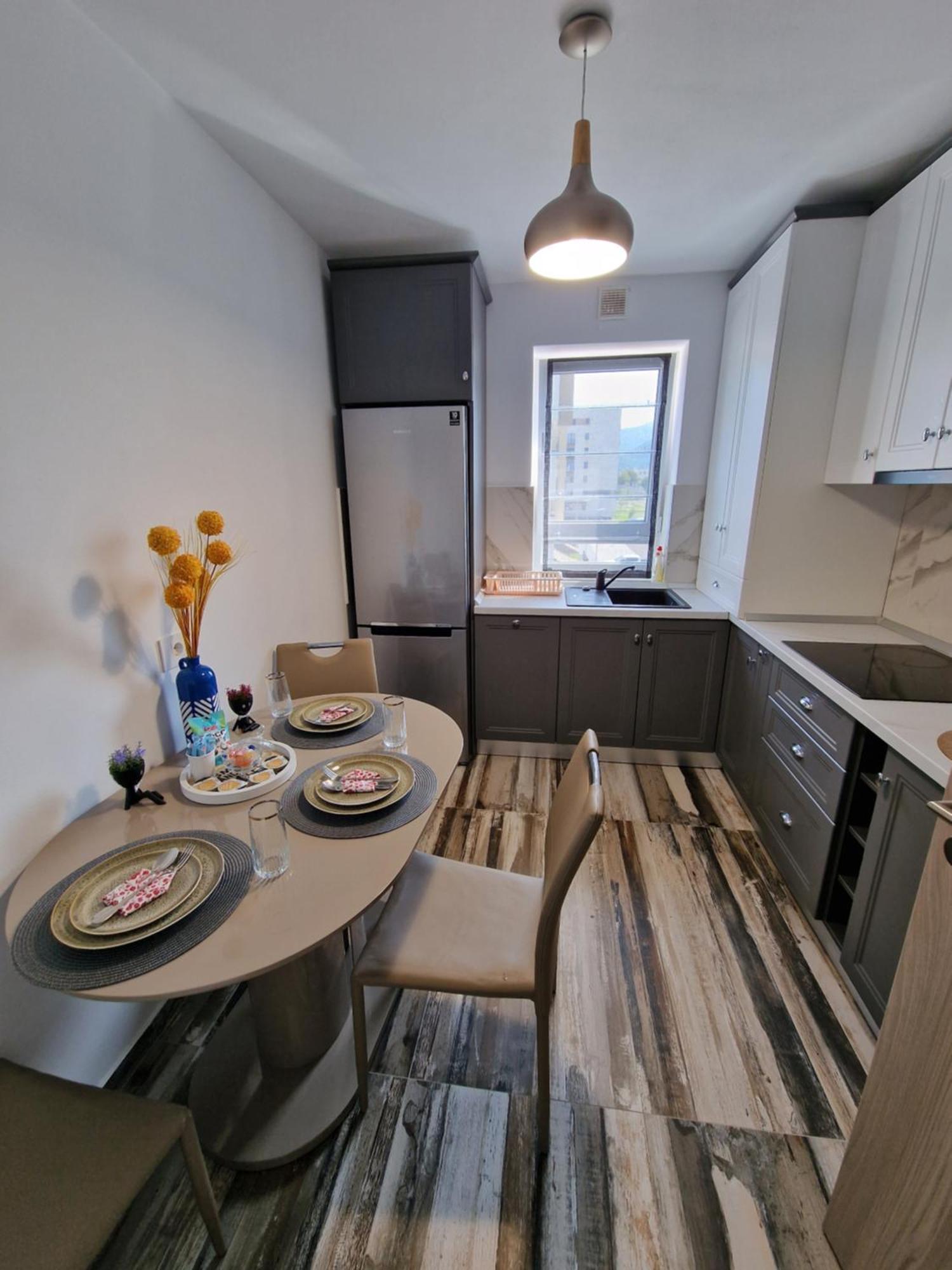M&A Apartment Braşov Rum bild